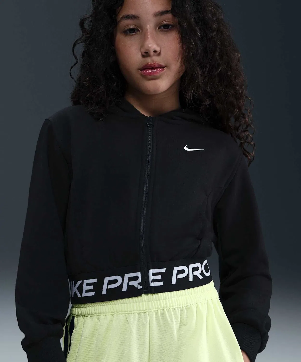 Детская худи для девочек с длинным рукавомNike Pro Fleece Dri-FIT, Black