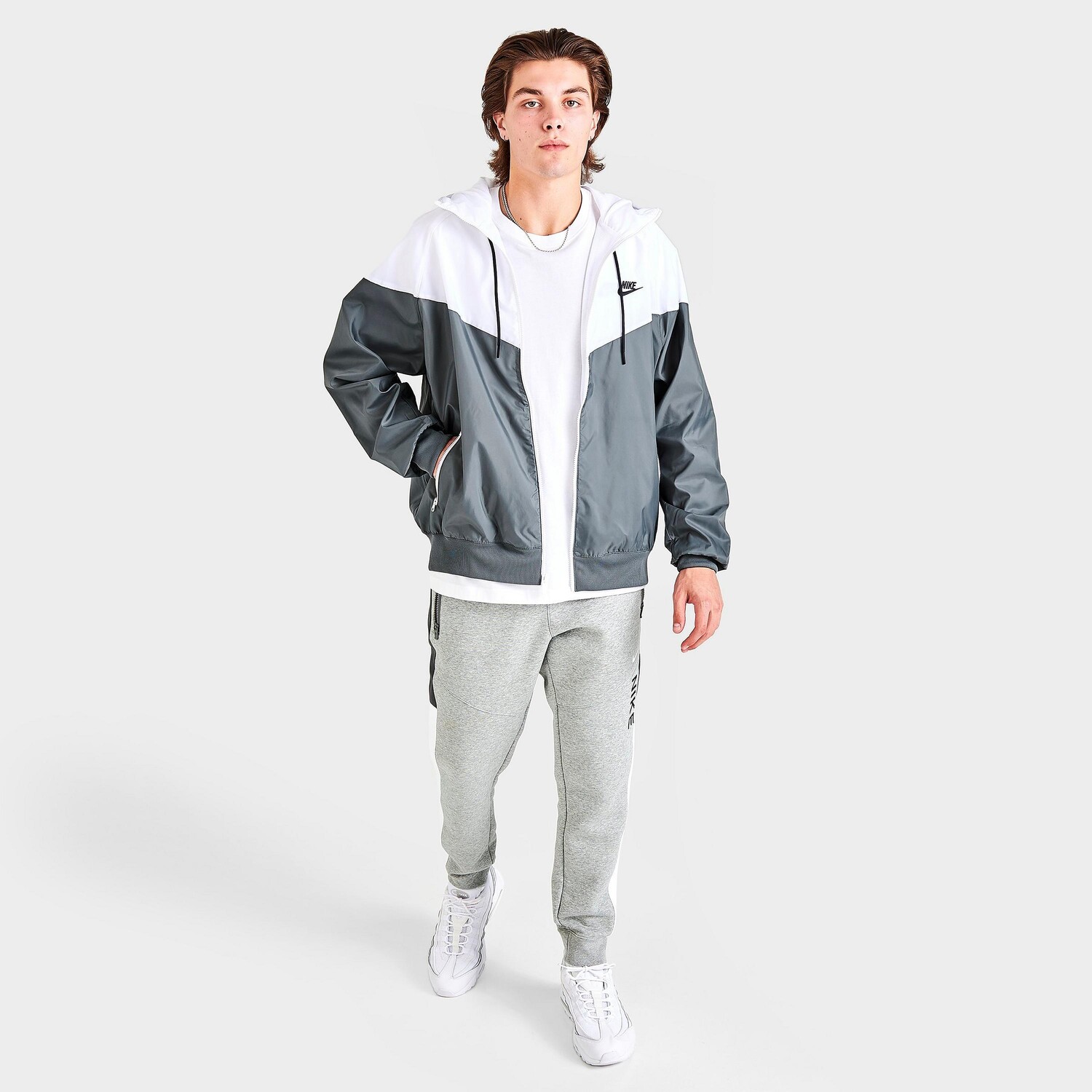 Мужская тканая куртка с капюшоном Nike Sportswear Windrunner, серый — фото 3