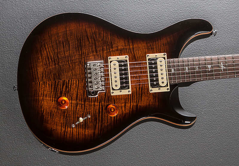 

SE Custom 24 - взрыв черного золота PRS