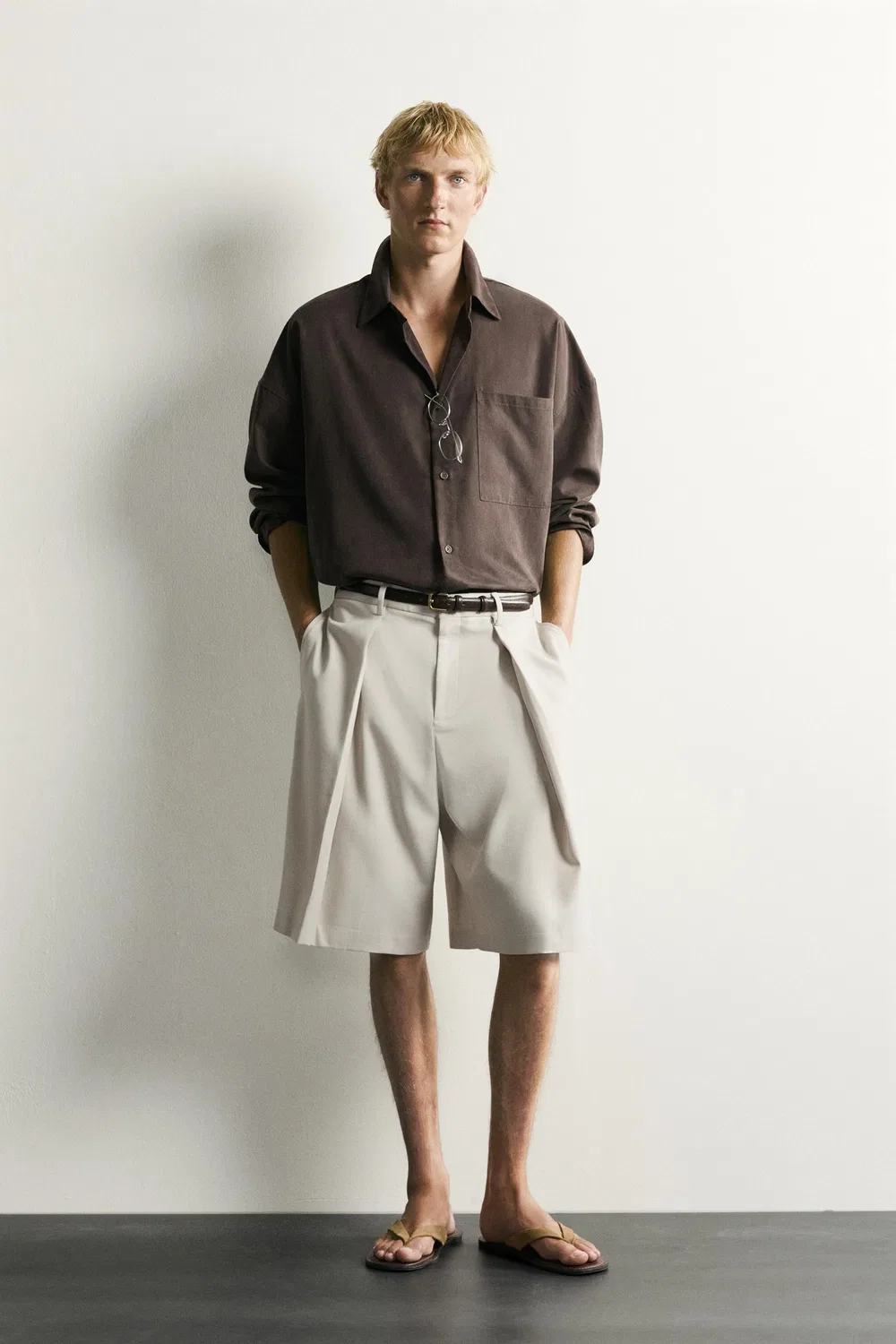 Плиссированные широкие бермудские шорты ZARA, Light beige