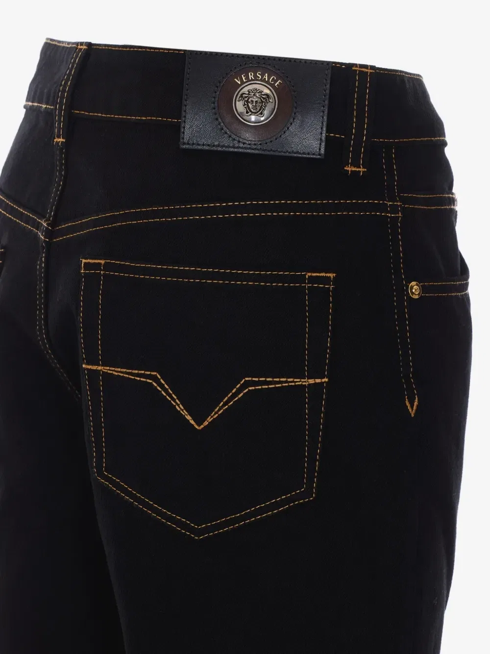Джинсы с прострочкой и нашивкой-логотипом VERSACE, черный — фото 3