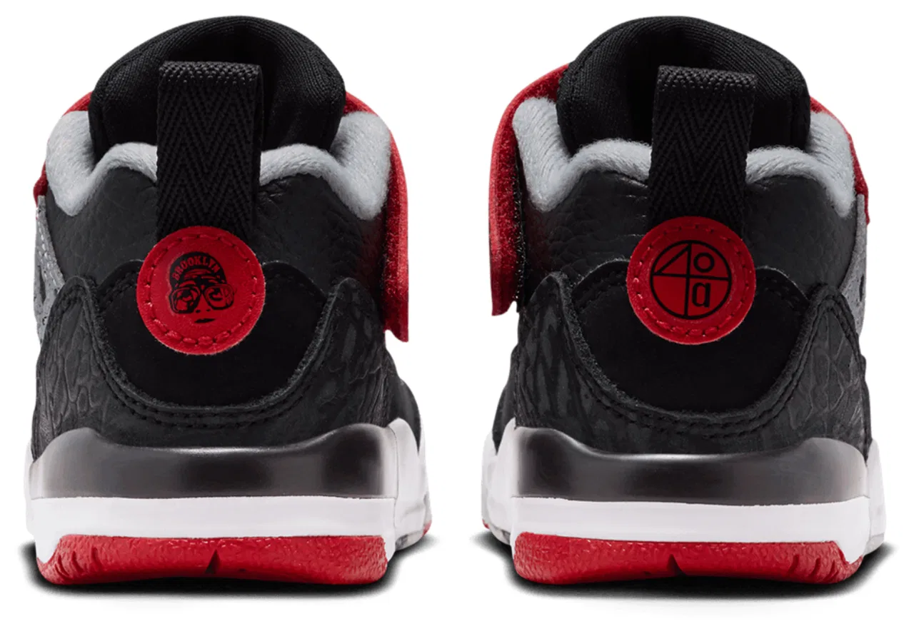 Кроссовки для мальчиков Spizike Low Jordan, цвет Gym Red/Black/Wolf Gray — фото 3