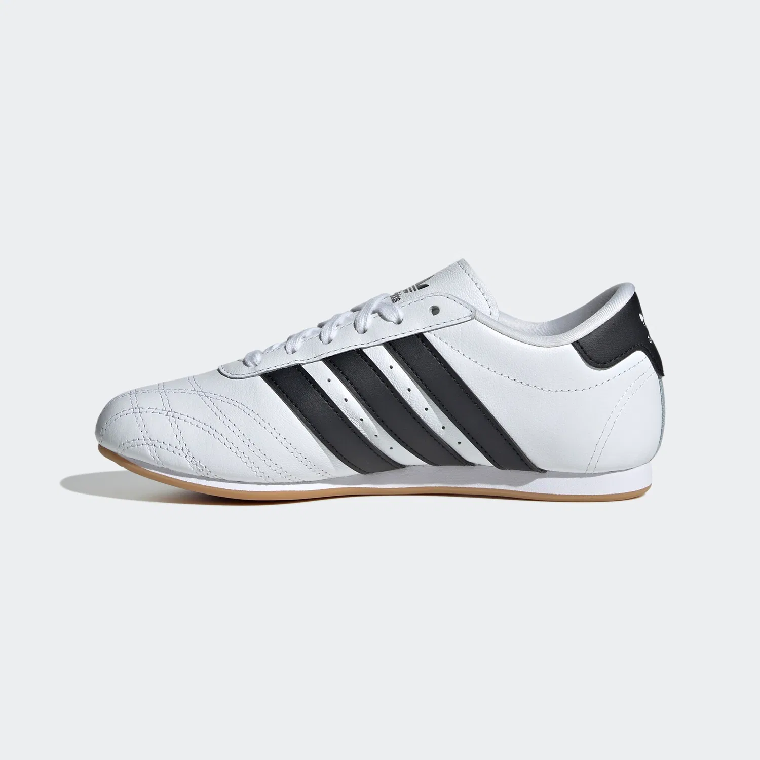 Детские кроссовки с низким профилем Adidas Originals, Cloud White/Core Black/Gum — фото 3