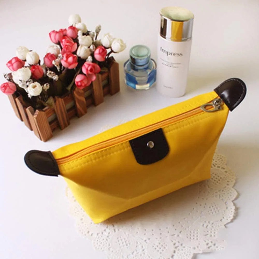 Косметичка-кнедлик нейлоновая водонепроницаемая на молнии, Yellow Generic — фото 3