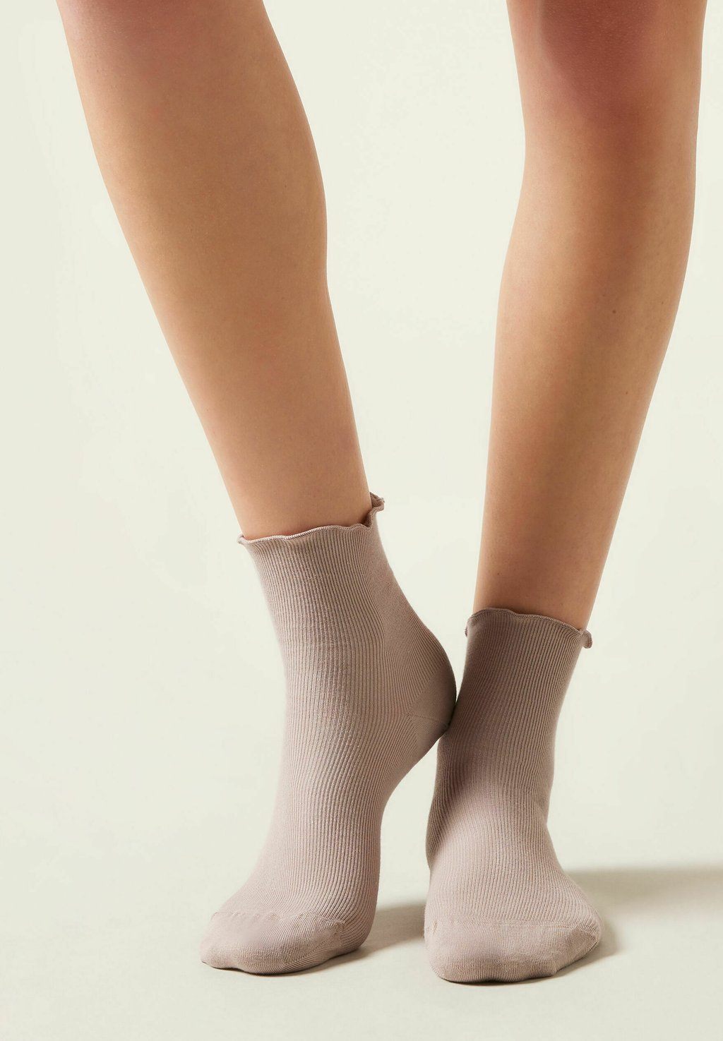 

Носки MIT STREIFENMUSTER Calzedonia, серо-коричневый