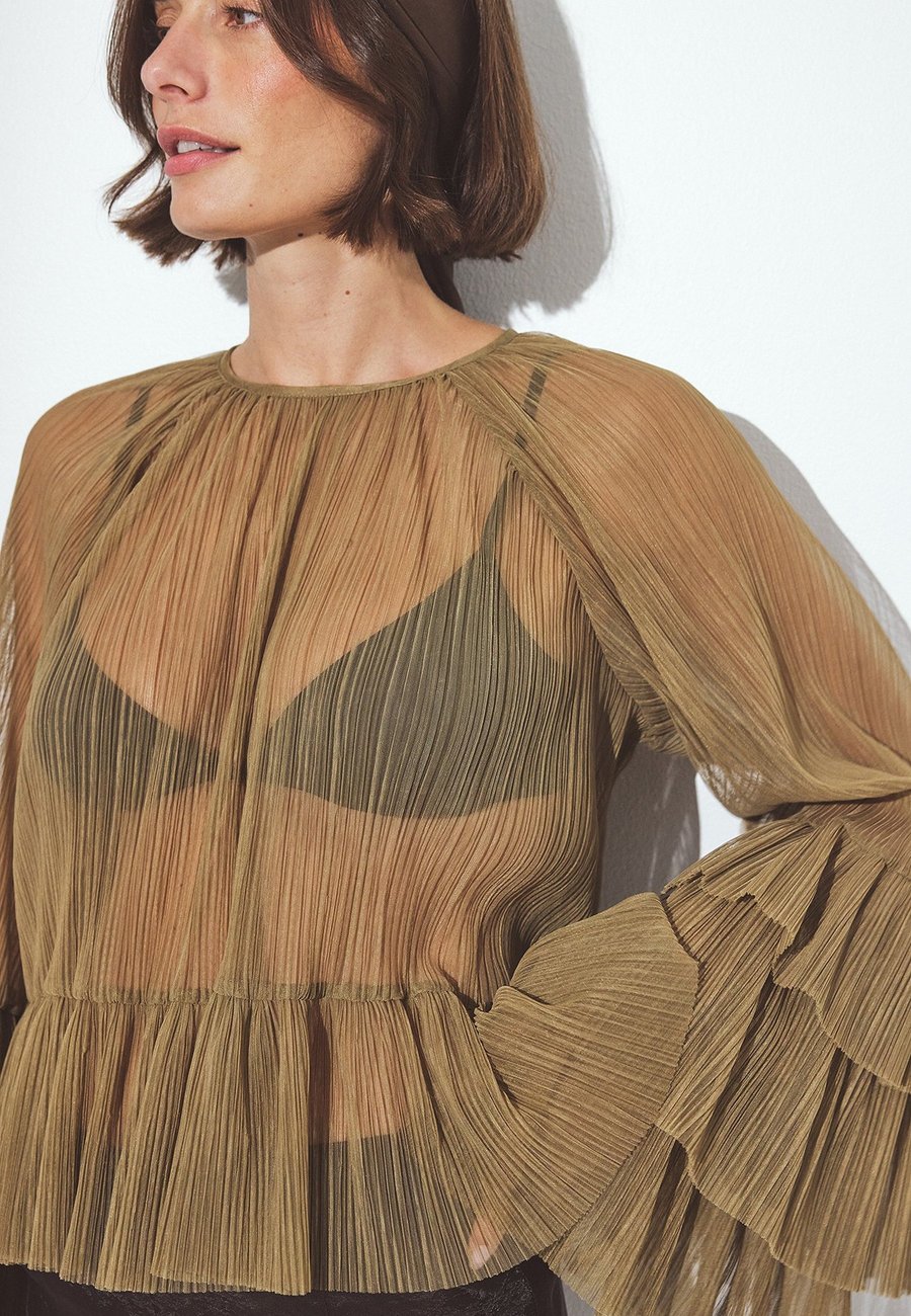 

Блуза NA-KD FLOUNCE SLEEVE, Khaki