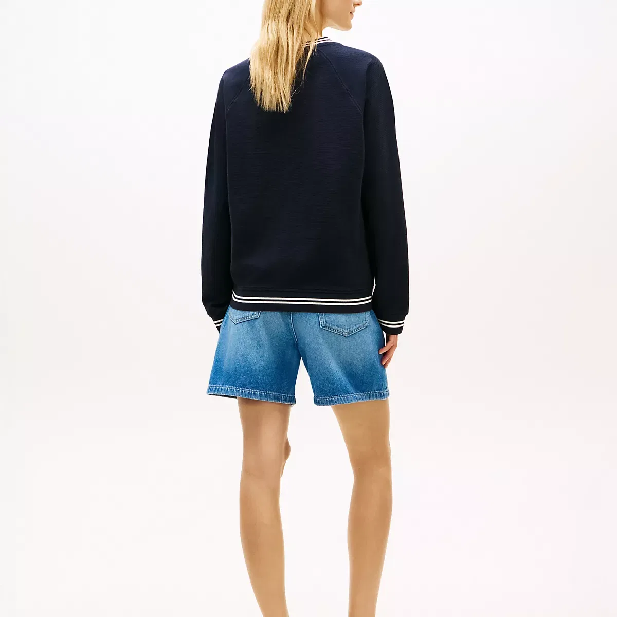 Свитшот женский Tommy Hilfiger Marine Blue — фото 4