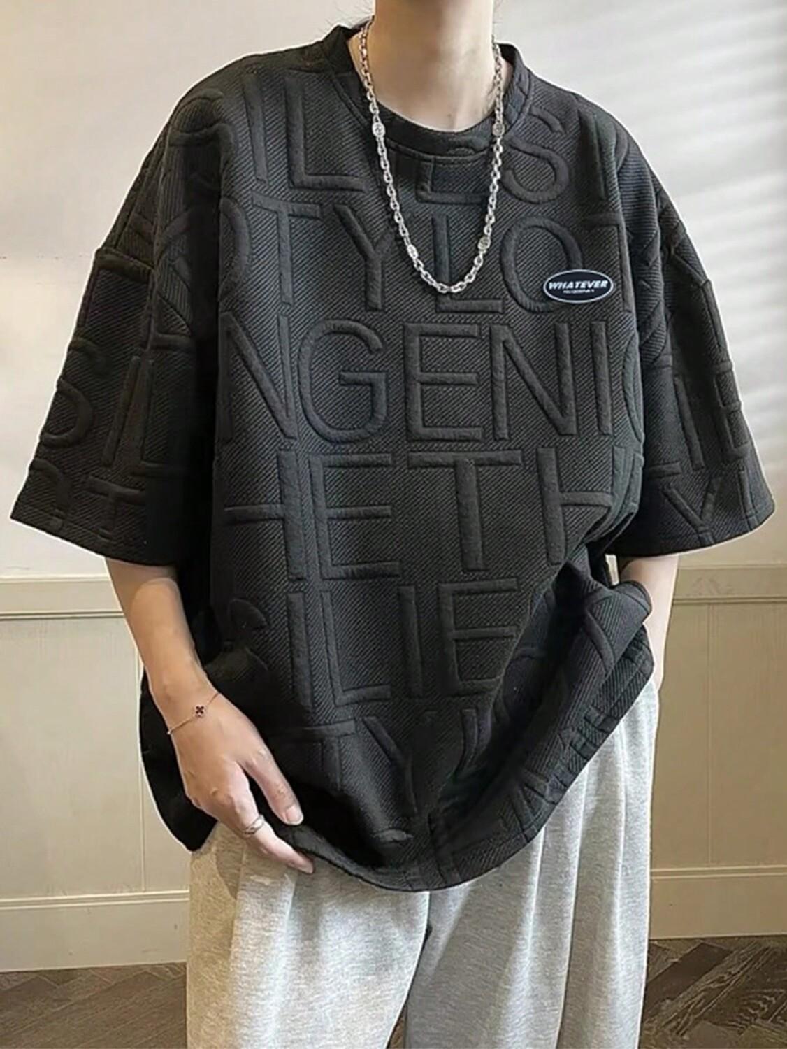 

Мужская футболка Hypemode, широкий крой, заниженная линия плеча, короткие рукава, с буквами и медалями Manfinity, черный