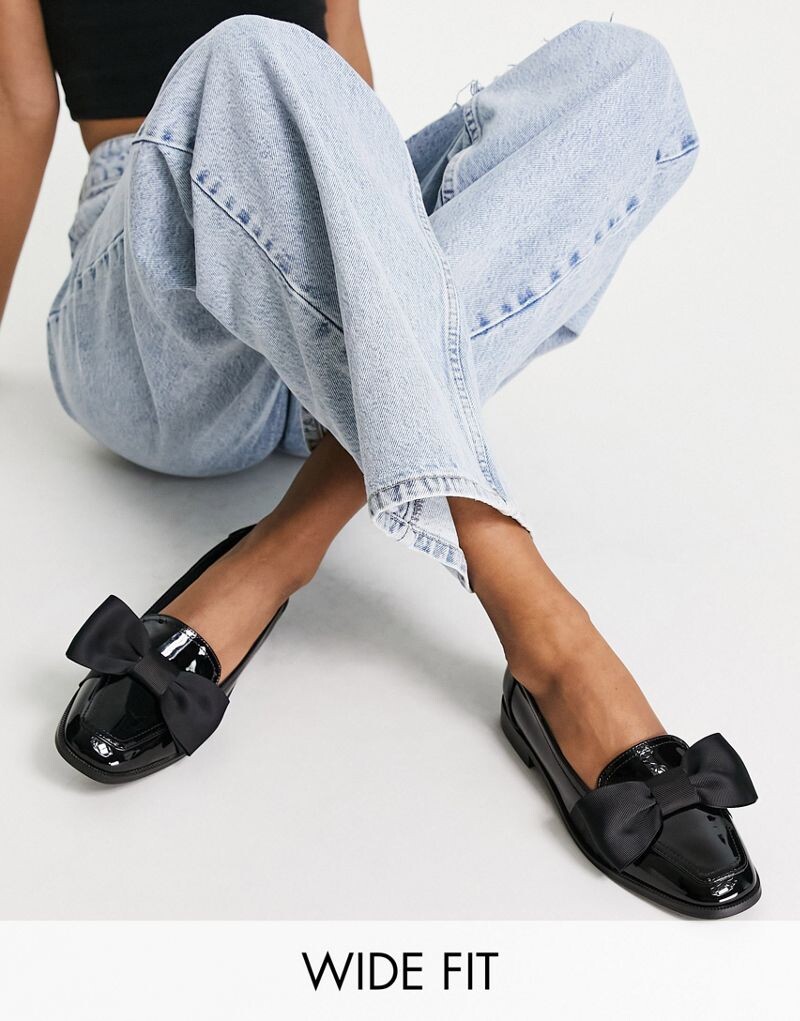

Черные лакированные лоферы на плоской подошве с бантом ASOS DESIGN Wide Fit Mentor