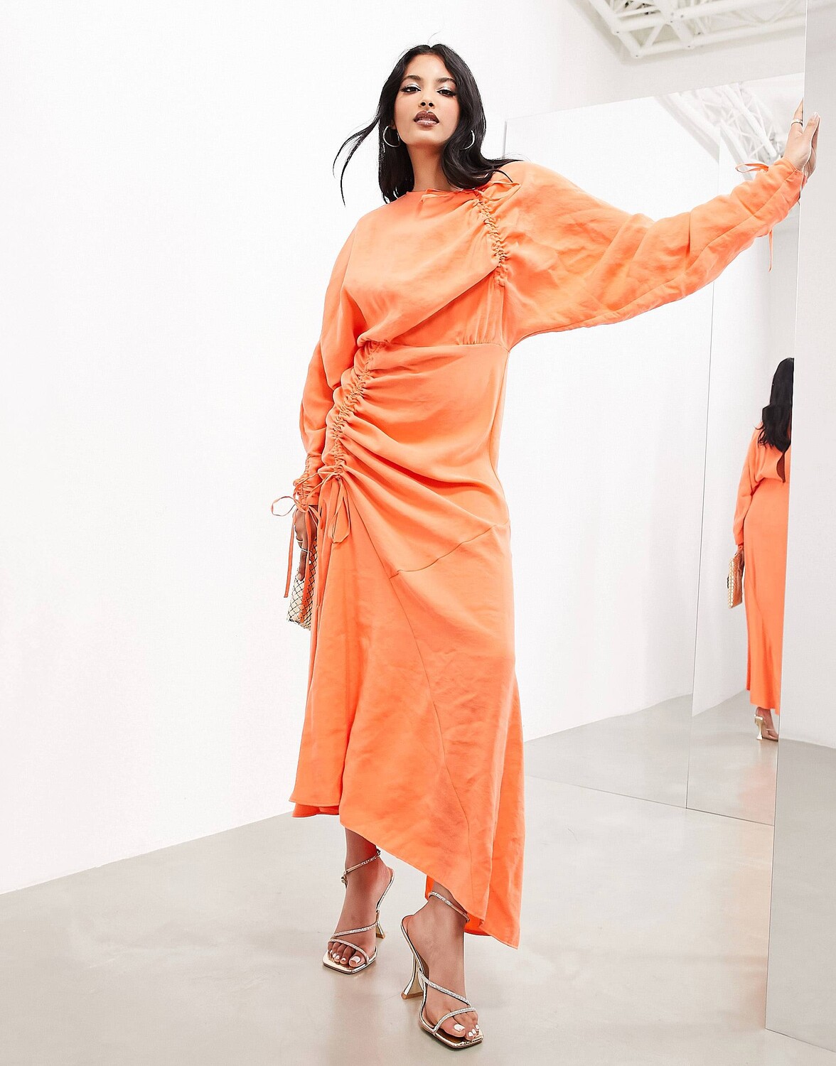 

Платье Asos Edition Long Sleeve Ruched Maxi, оранжевый