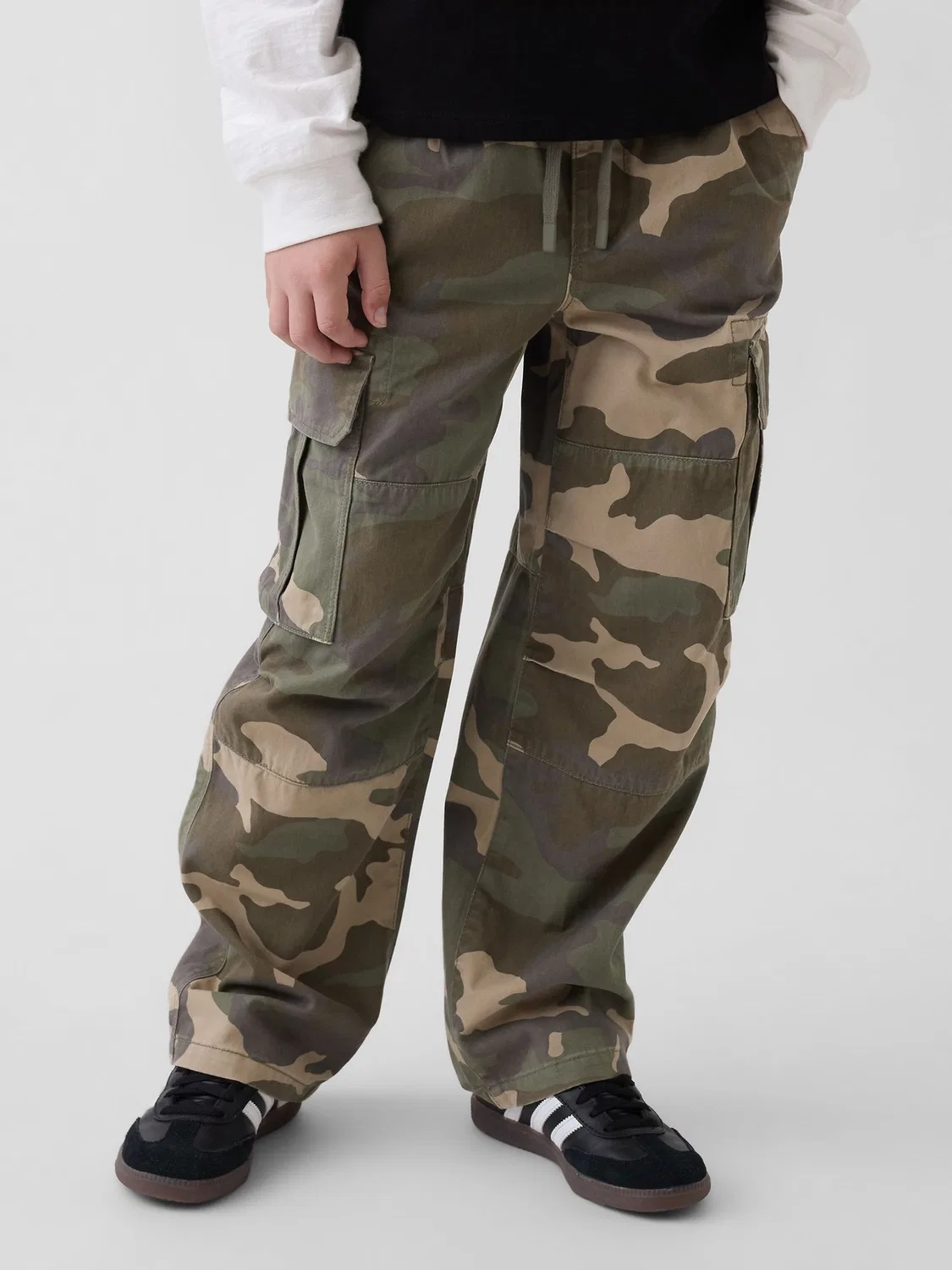 Брюки карго свободного кроя Gap Green Camo, зеленый камуфляж
