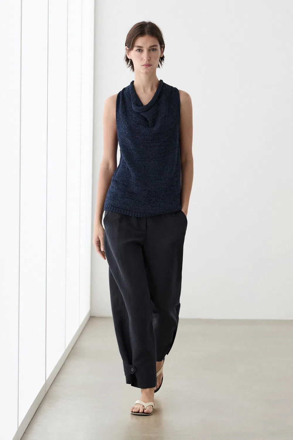 Брюки Massimo Dutti, струящиеся, из смесовой льняной ткани, темно-синие