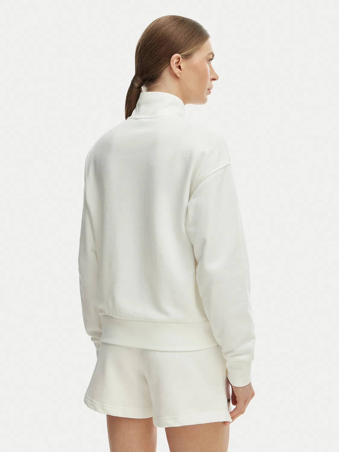 Женский свитшот цвета экрю свободного кроя Lacoste, кремовый — фото 3