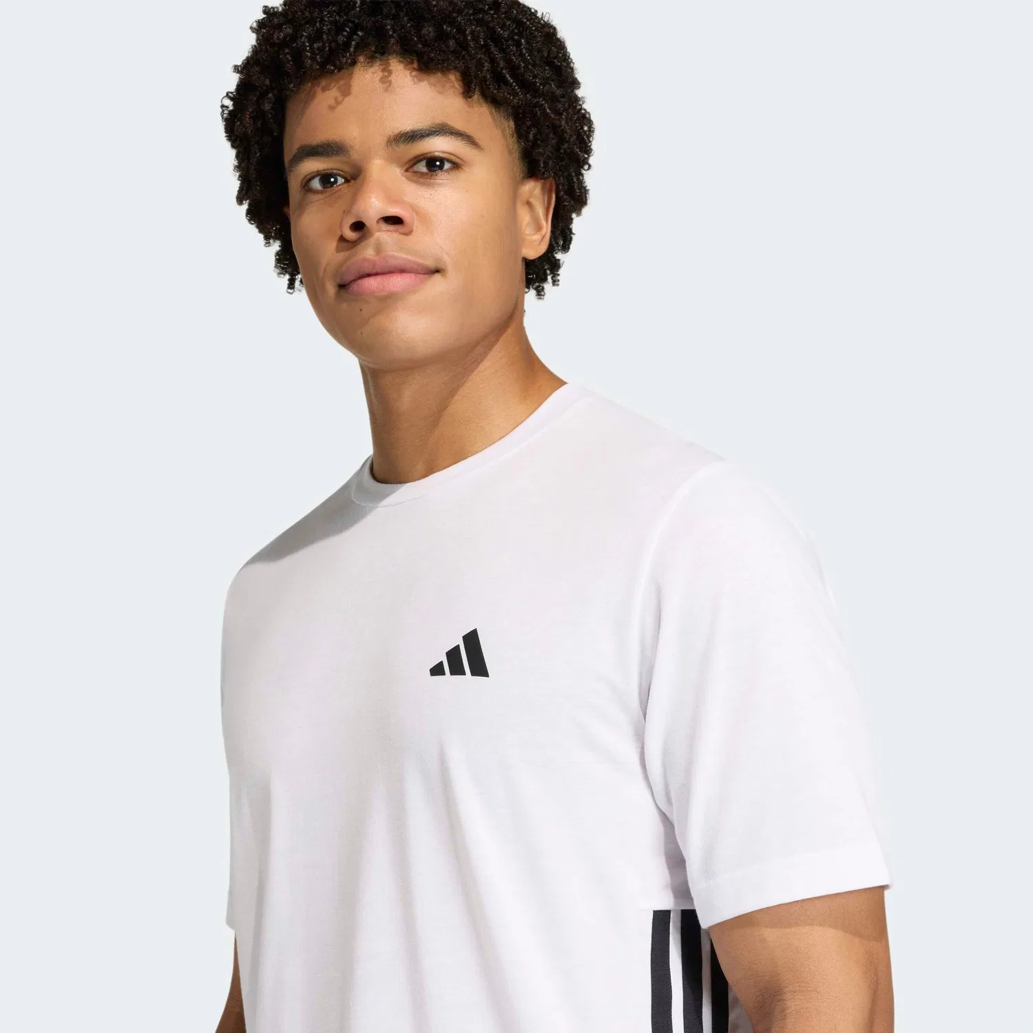 Футболка Adidas Performance белого цвета — фото 3