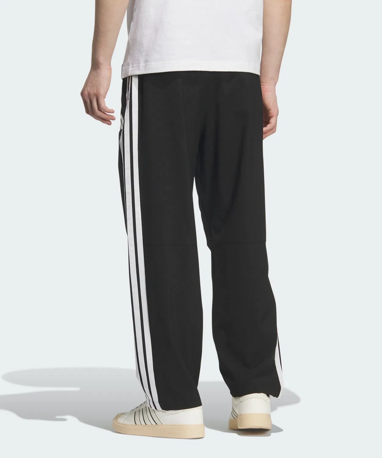 Мужские спортивные брюки с зауженным кроем Climacool Black/White Adidas — фото 2