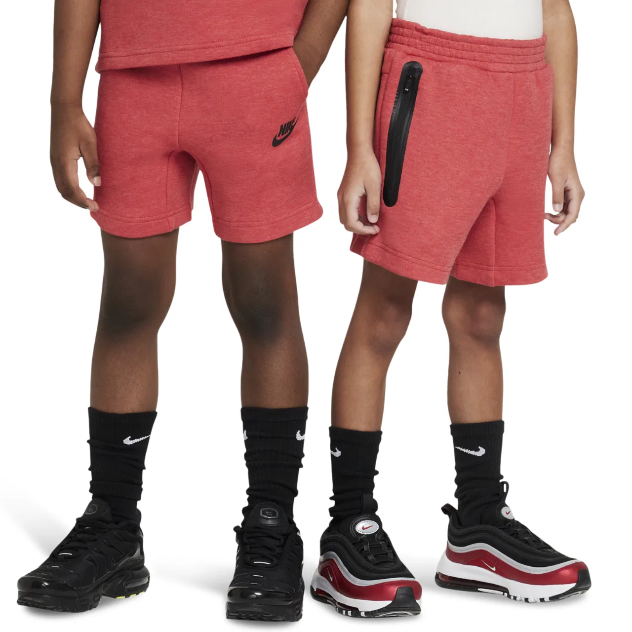 Комплект из футболки и шорт Nike Tech Fleece для мальчиков, цвет University Red/University Red — фото 3