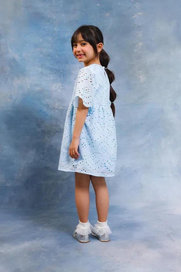 Детское платье для девочек с вышивкой Perendi, Baby Blue — фото 2
