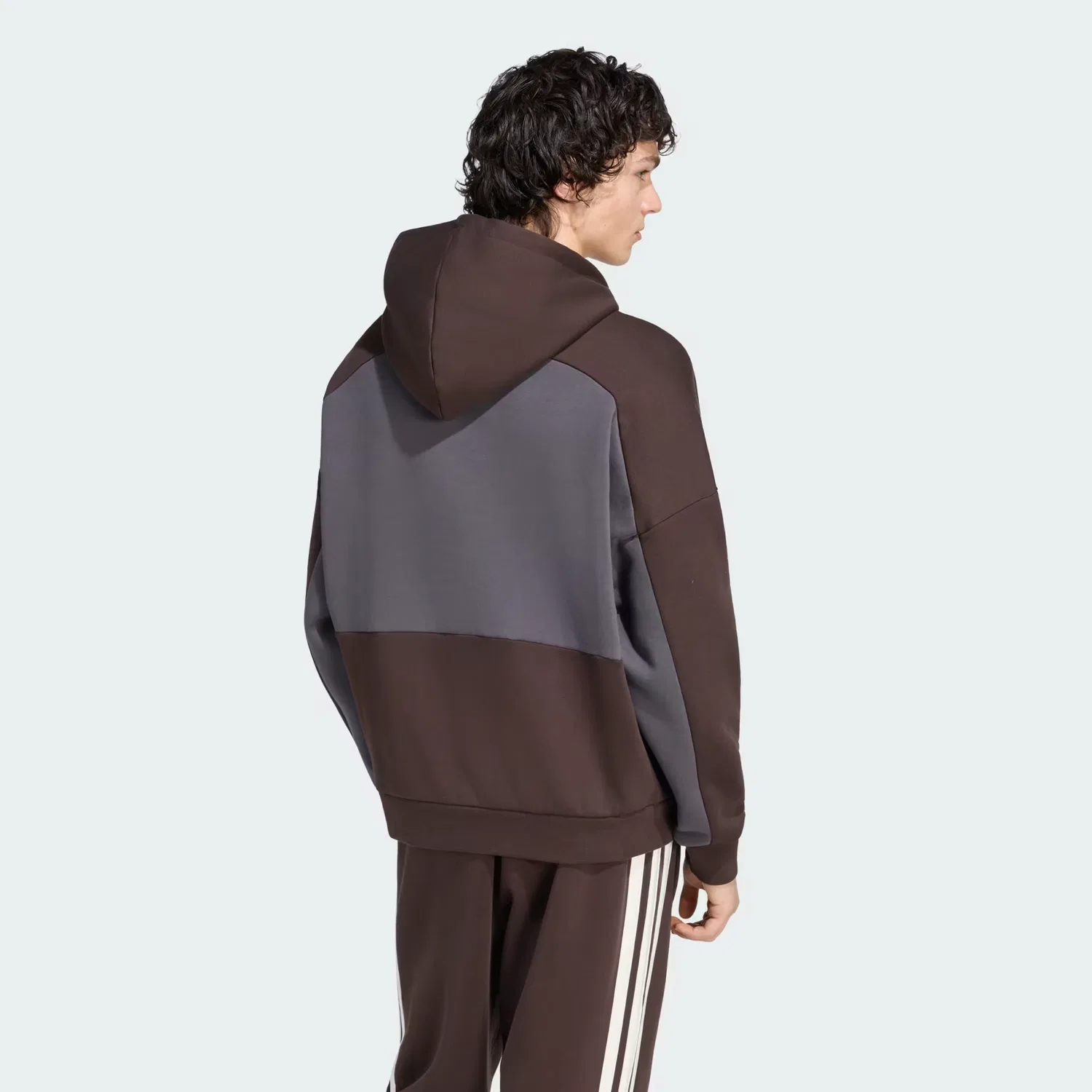Мужское худи свободного кроя Munich 93 Adidas Originals, Aurora Coffee/Utility Black — фото 3