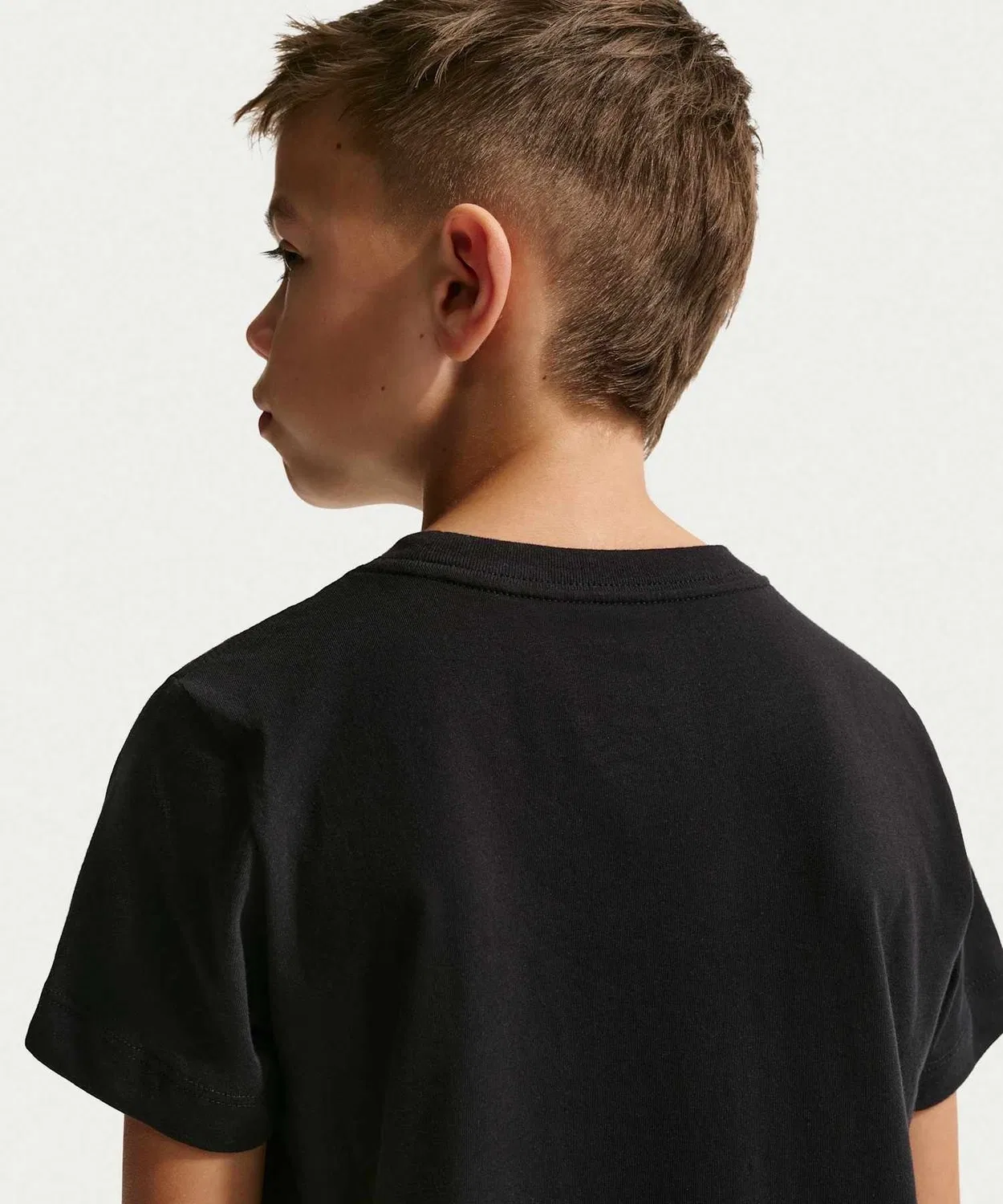 Детская футболка с принтом Nike Sportswear Big Kids' T-Shirt NIKE, Black — фото 2