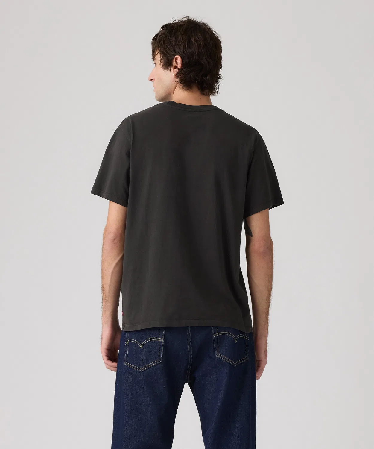 Мужская футболка с длинным рукавомEssential Pocket T-Shirt Levi's, Black — фото 3