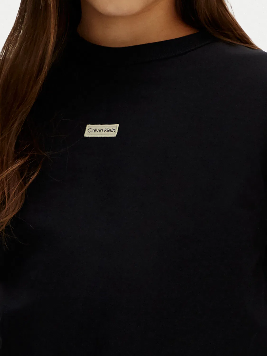 Футболка стандартного кроя для девочки Folded Logo Calvin Klein Jeans, черный — фото 4