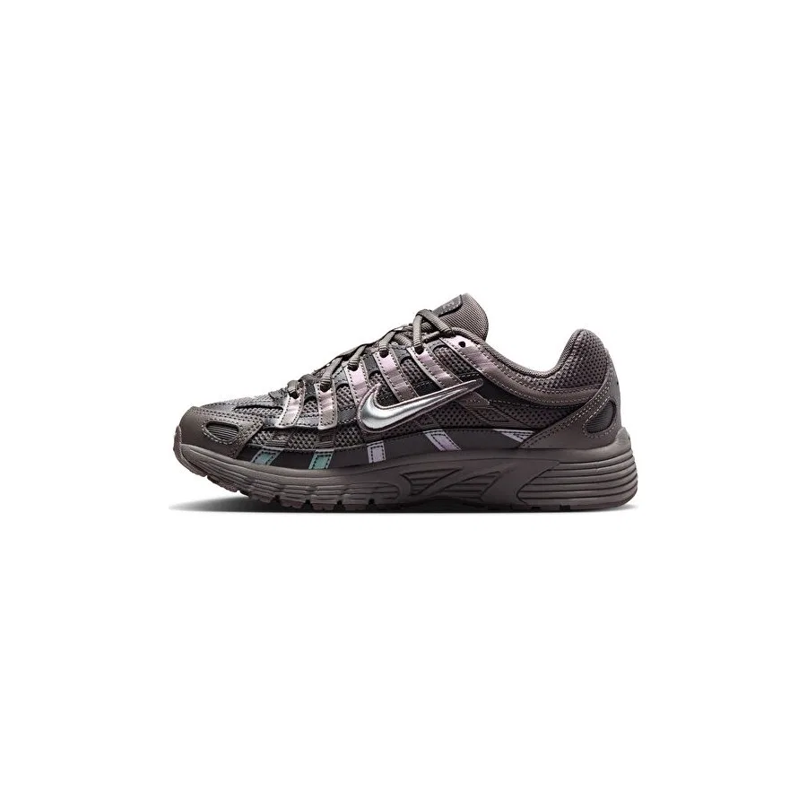 Кроссовки для повседневной носки с моделью P-6000 (GS) Nike, Разноцветный — фото 2