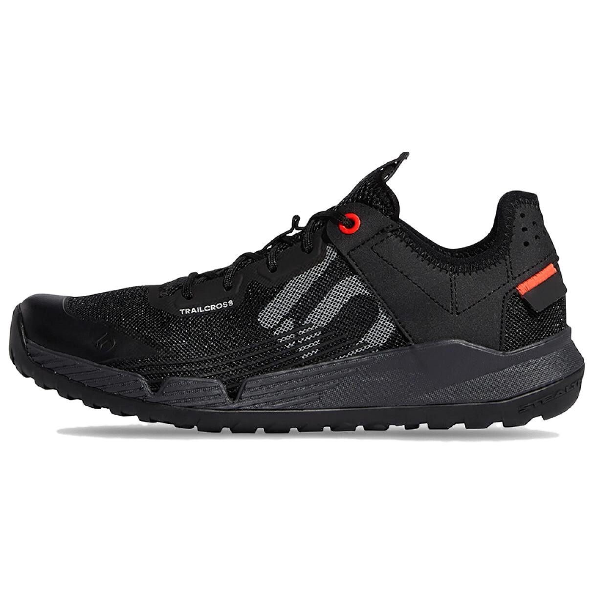 

Five Ten Trailcross LT Core Черный Серый Солнечный Красный Женский Adidas