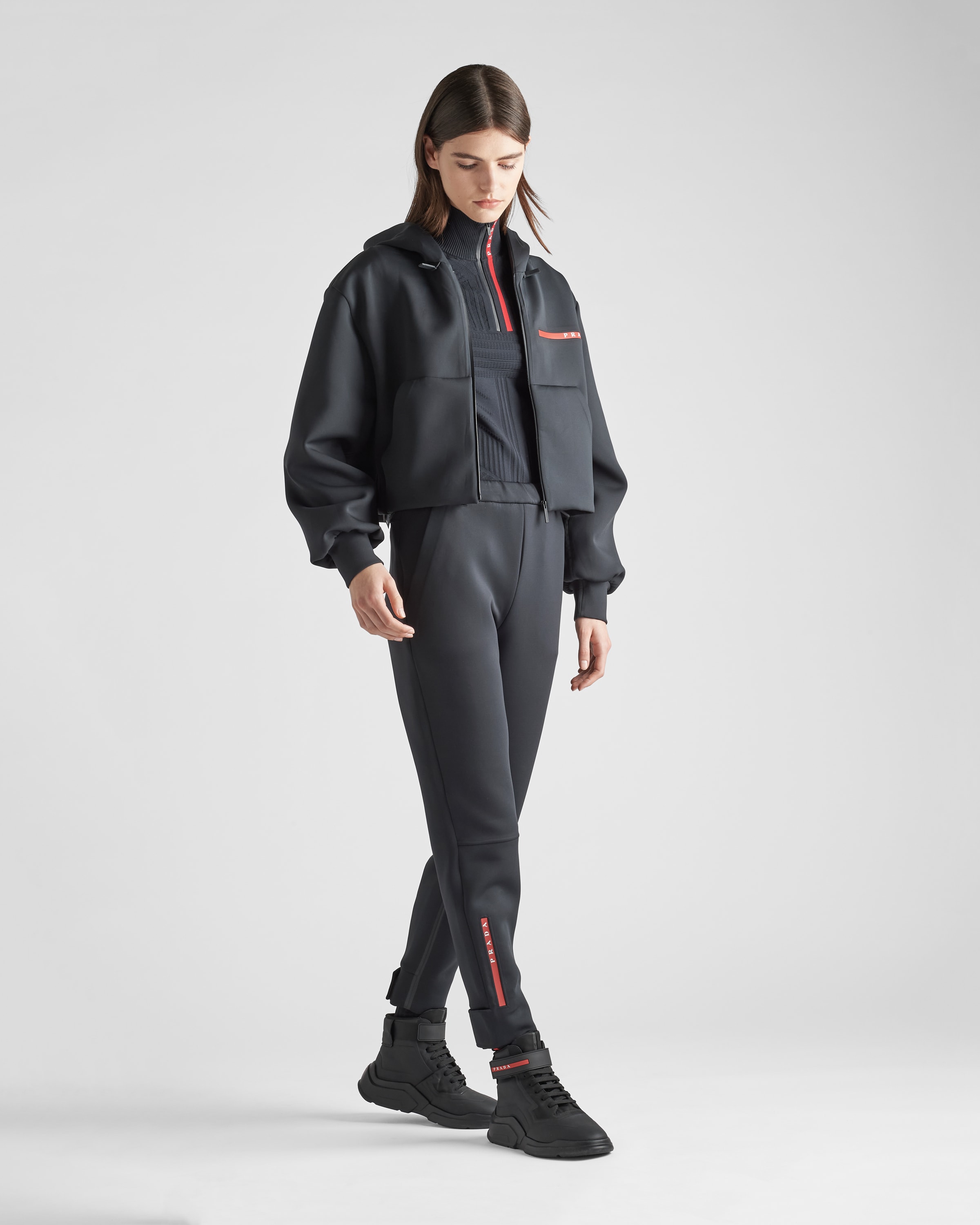 Брюки из переработанного двойного джерси Prada, черный — фото 2
