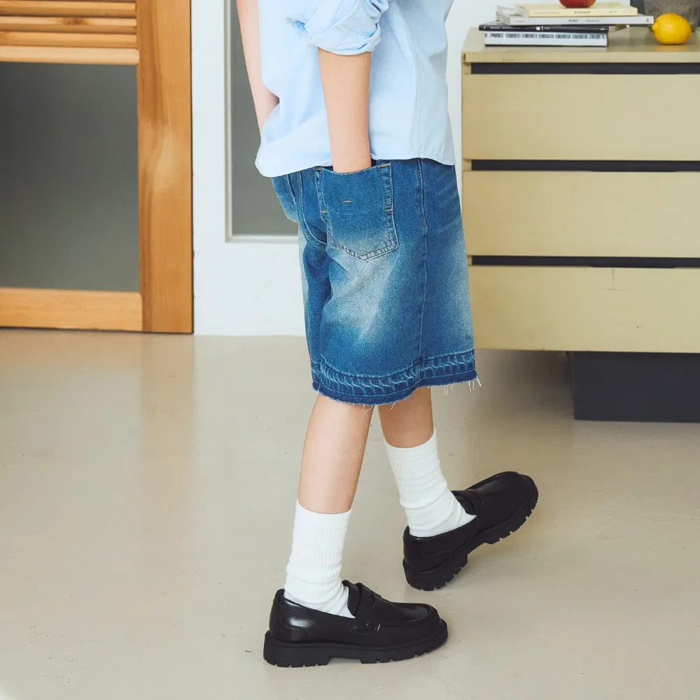Детские джинсовые шорты-бермуды Gabong синие от Satur Kids — фото 2