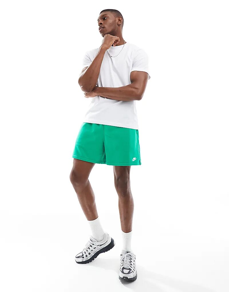 

Шорты Nike Club French Terry зеленого цвета