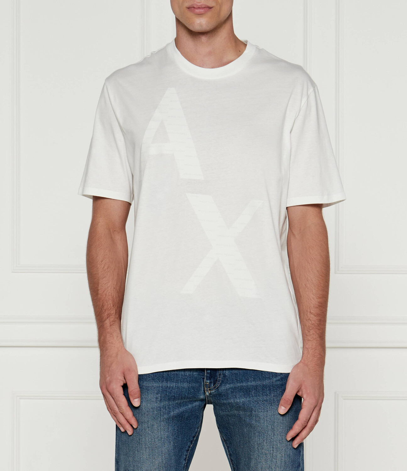 

Футболка Armani Exchange Regular Fit, белый