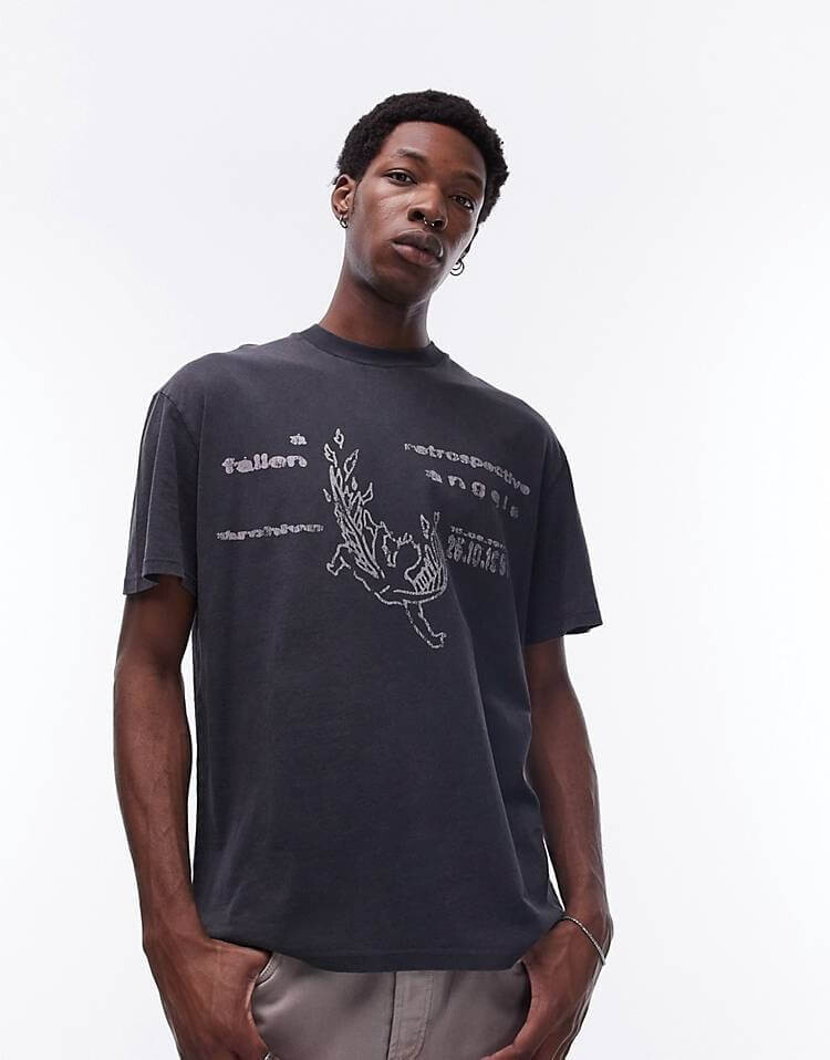 

Футболка Topman Oversized With A Washed Effect And A Fallen Angel Graphic, черный