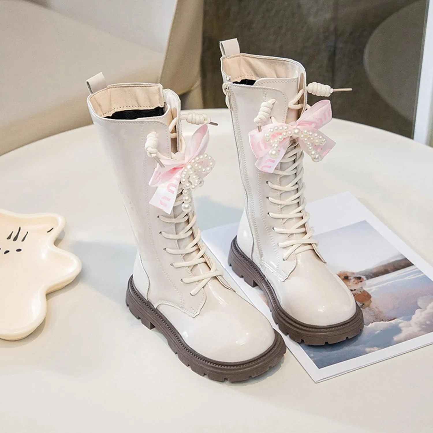 Детские сапоги для девочек с бантом, модель Shiny Dress Boots, White — фото 3