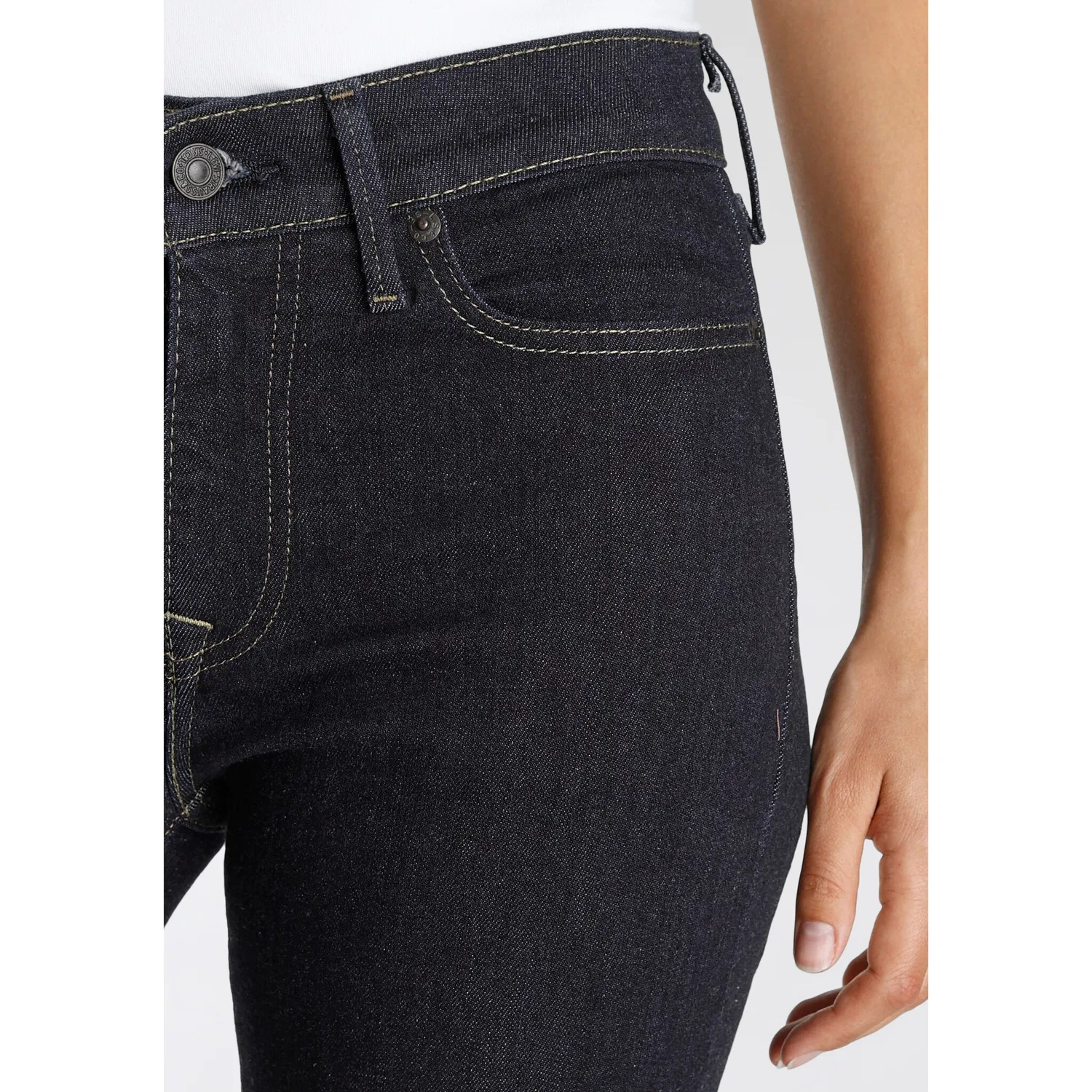 Женские зауженные джинсы с высокой посадкой Levi's, Blue — фото 4