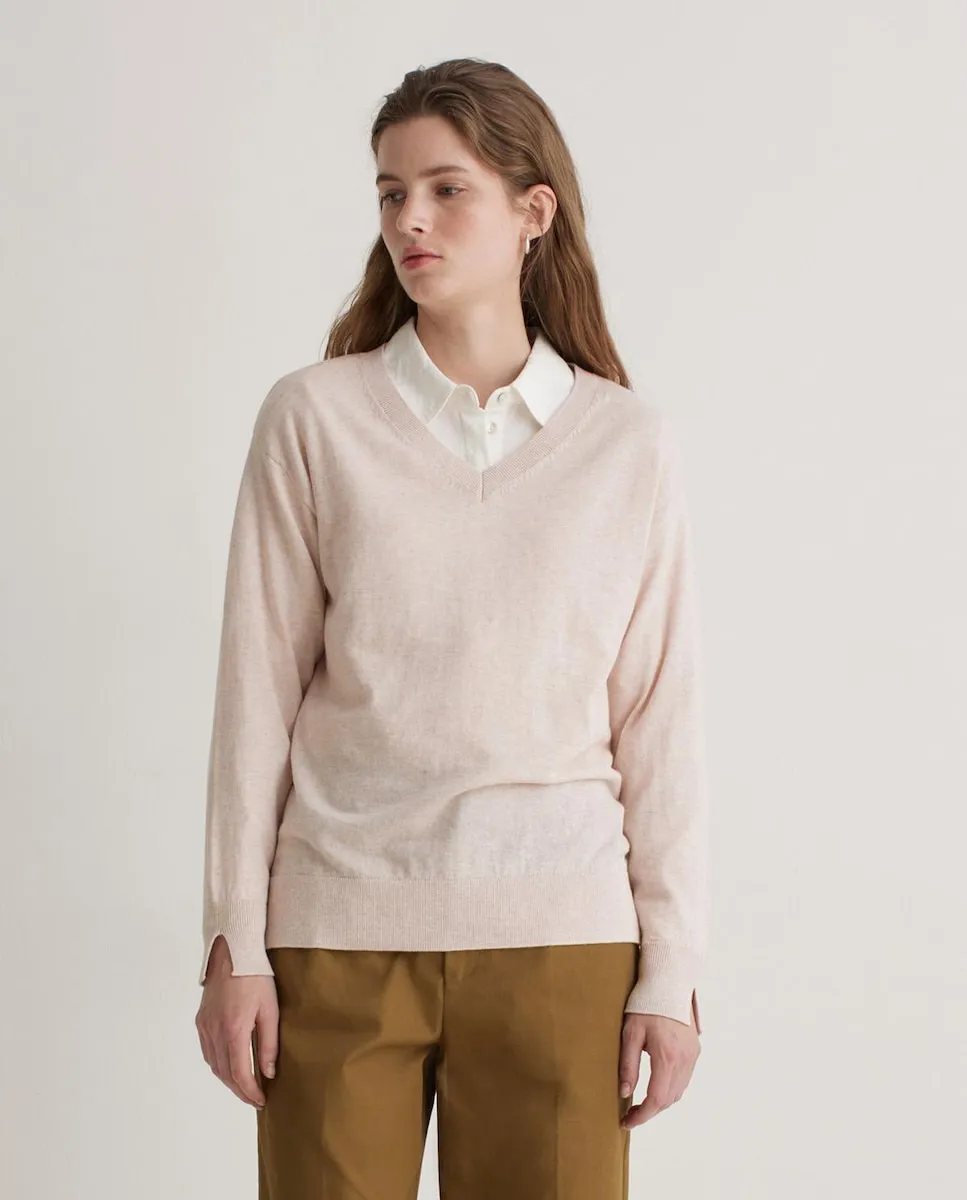 

Женский джемпер с V-образным вырезом и разрезами на манжетах Yerse, светло-бежевый