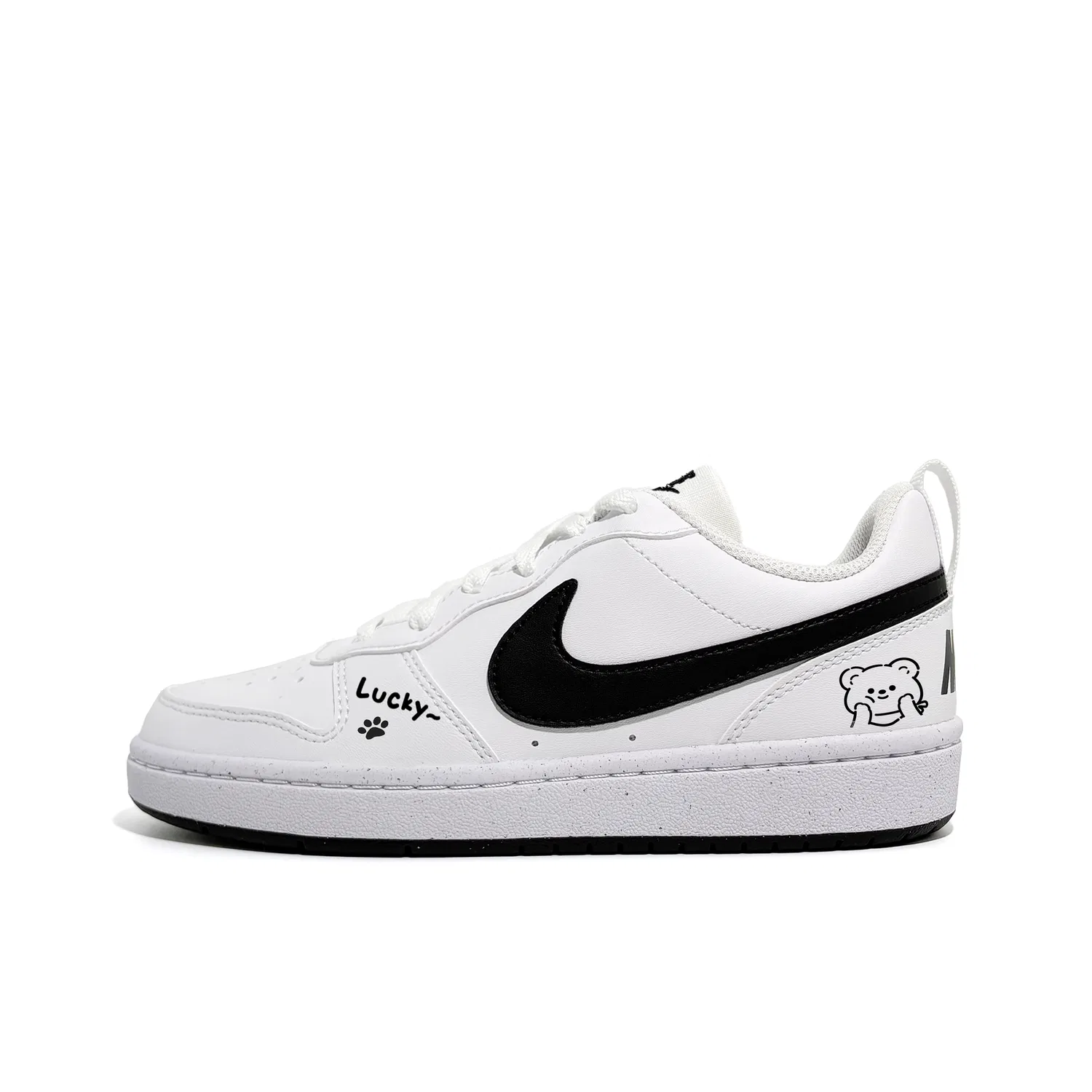 Кроссовки скейтбордические Court Borough Lucky Bear Low top Black White для подростков Nike