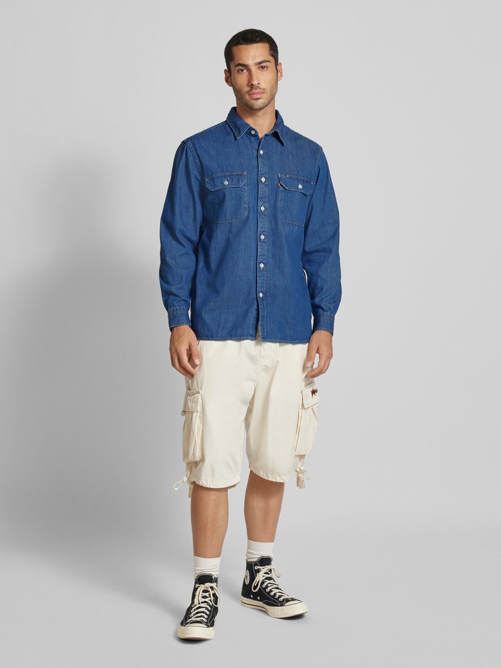 

Джинсовая рубашка с нагрудными карманами Levi's