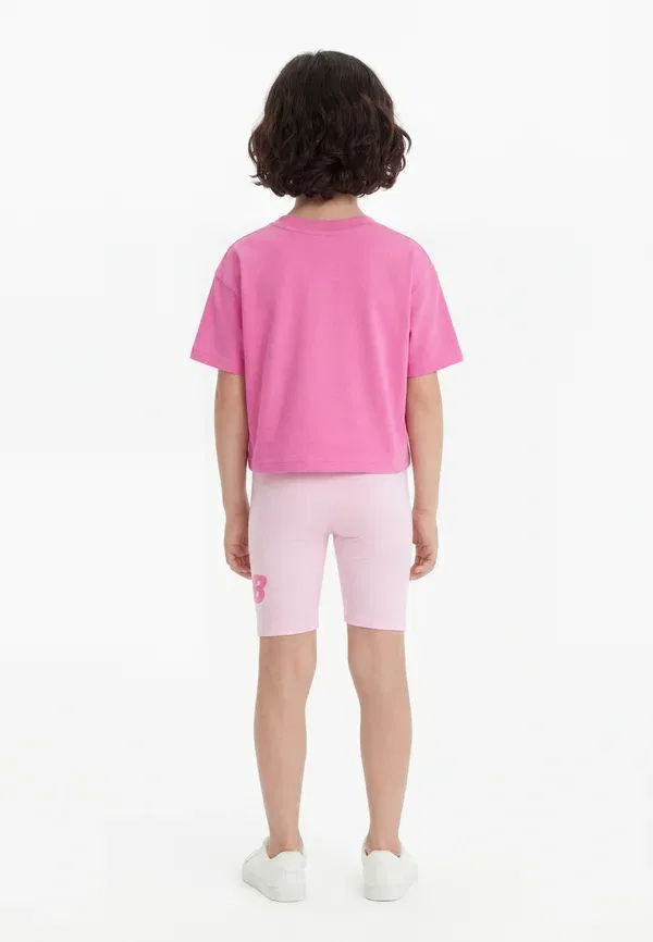 Спортивный комплект из топа и шорт с принтом Cycle short set junior New Balance, Pink, розовый — фото 2