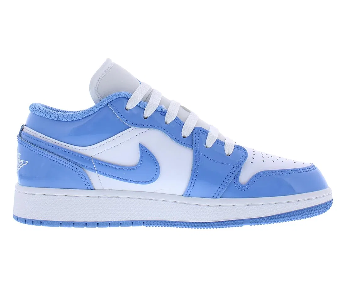Детские баскетбольные кроссовки для мальчиков с кожаным верхом NIKE Air Jordan 1 Low (GS), White Blue Legend — фото 3
