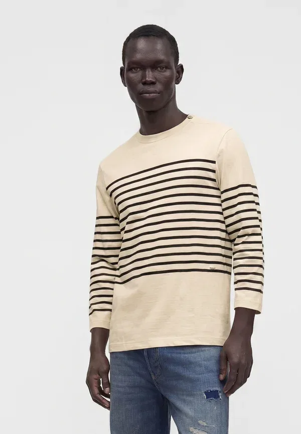 Джемпер Emporio Armani, черный