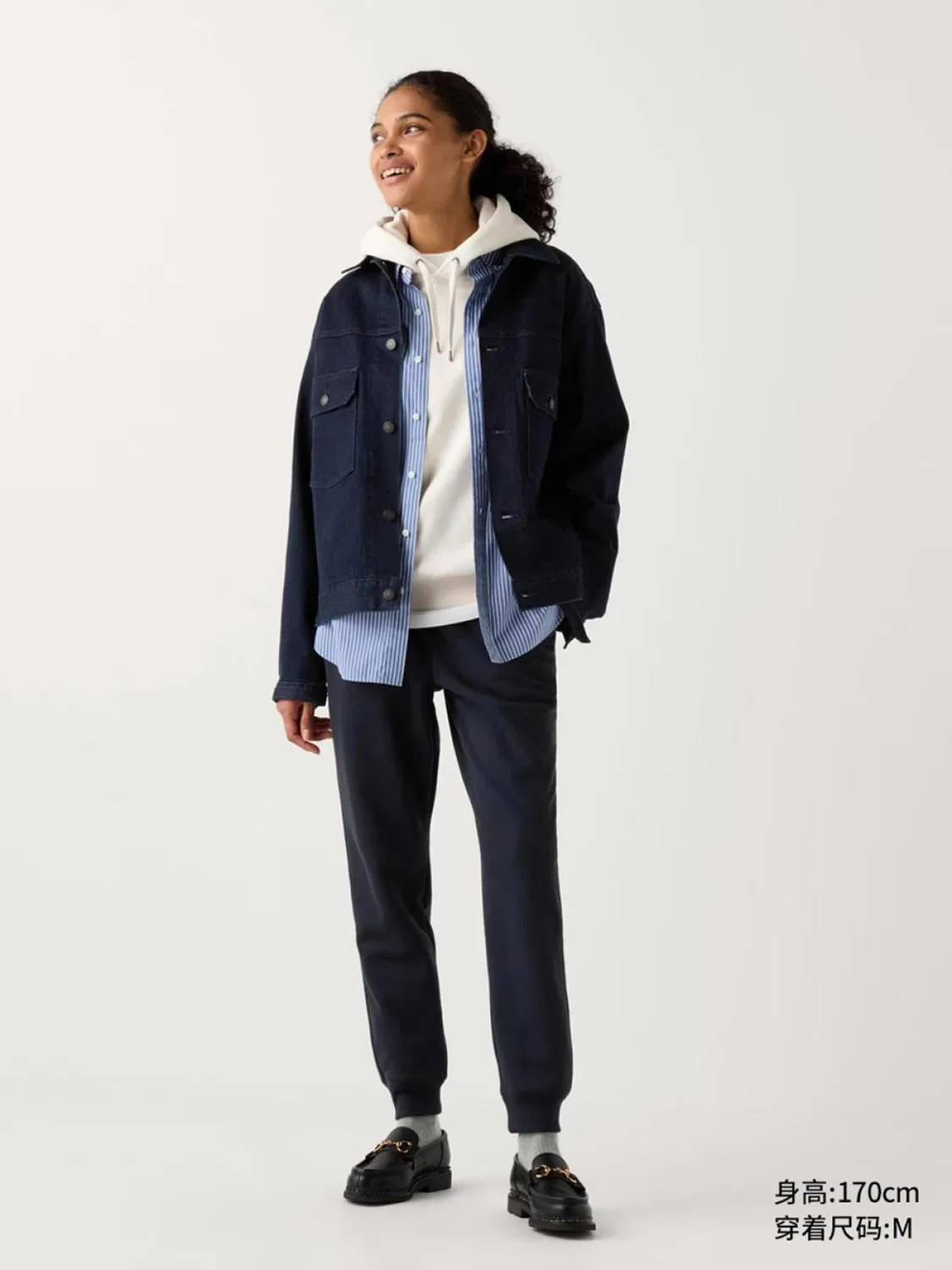 Брюки спортивные утепленные с эффектом овчины на флисе с завязками Uniqlo, темно-синий