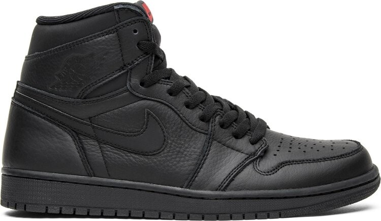 

Кроссовки Air Jordan 1 Retro High OG Triple Black, черный
