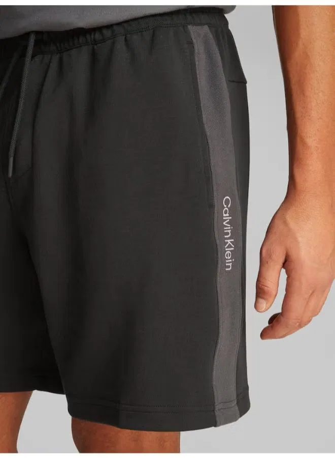 Шорты с контрастными боковыми полосками Logo Calvin Klein, черный — фото 3