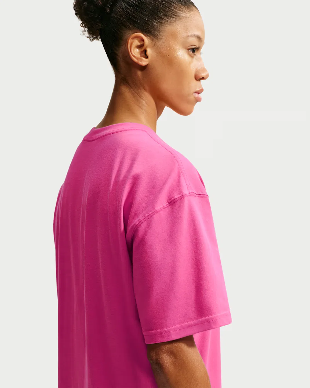 Баскетбольная футболка Nike Dri-FIT Sabrina, Desert Pink — фото 4