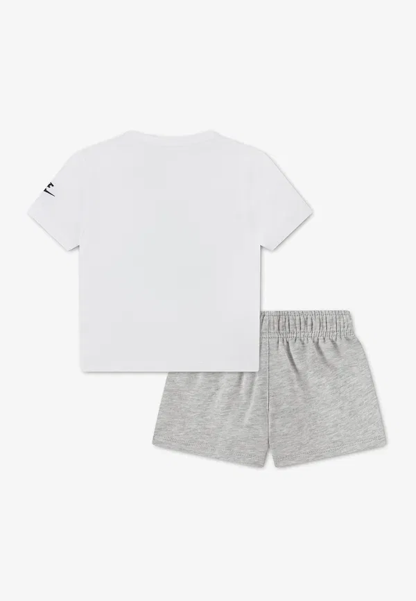 Комплект из футболки и брюк с принтом, хлопок Nike Sportswear, серый — фото 2