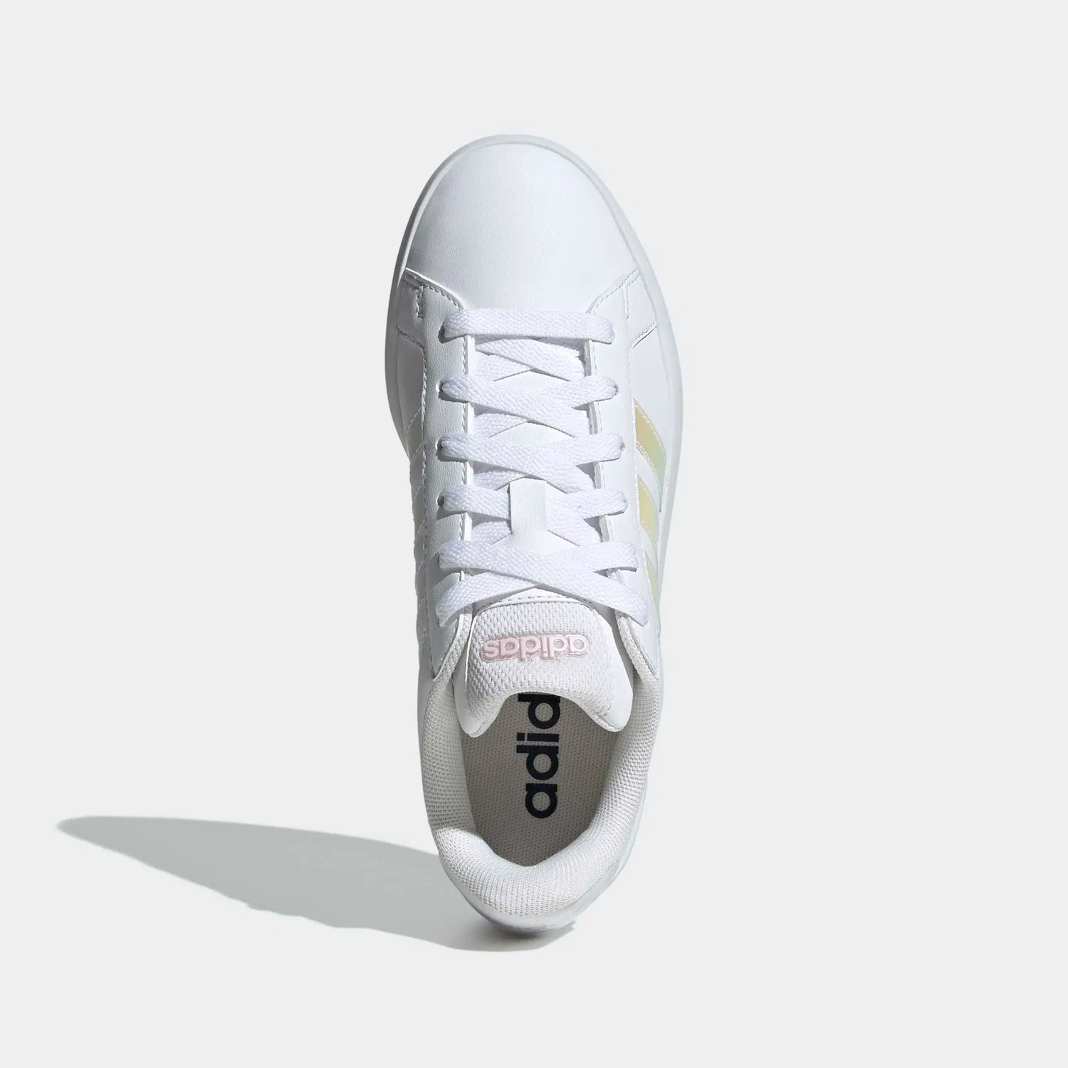 Детские кроссовки с тремя полосками Adidas Grand Court 3.0, Cloud White/Iridescent/Almost Pink — фото 4