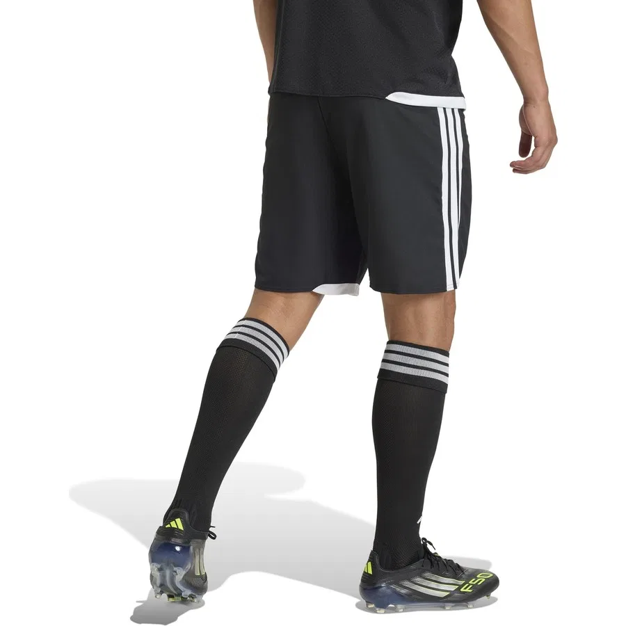 Шорты спортивные с длиной выше колена TIRO26 C M Shom adidas, Черный — фото 2
