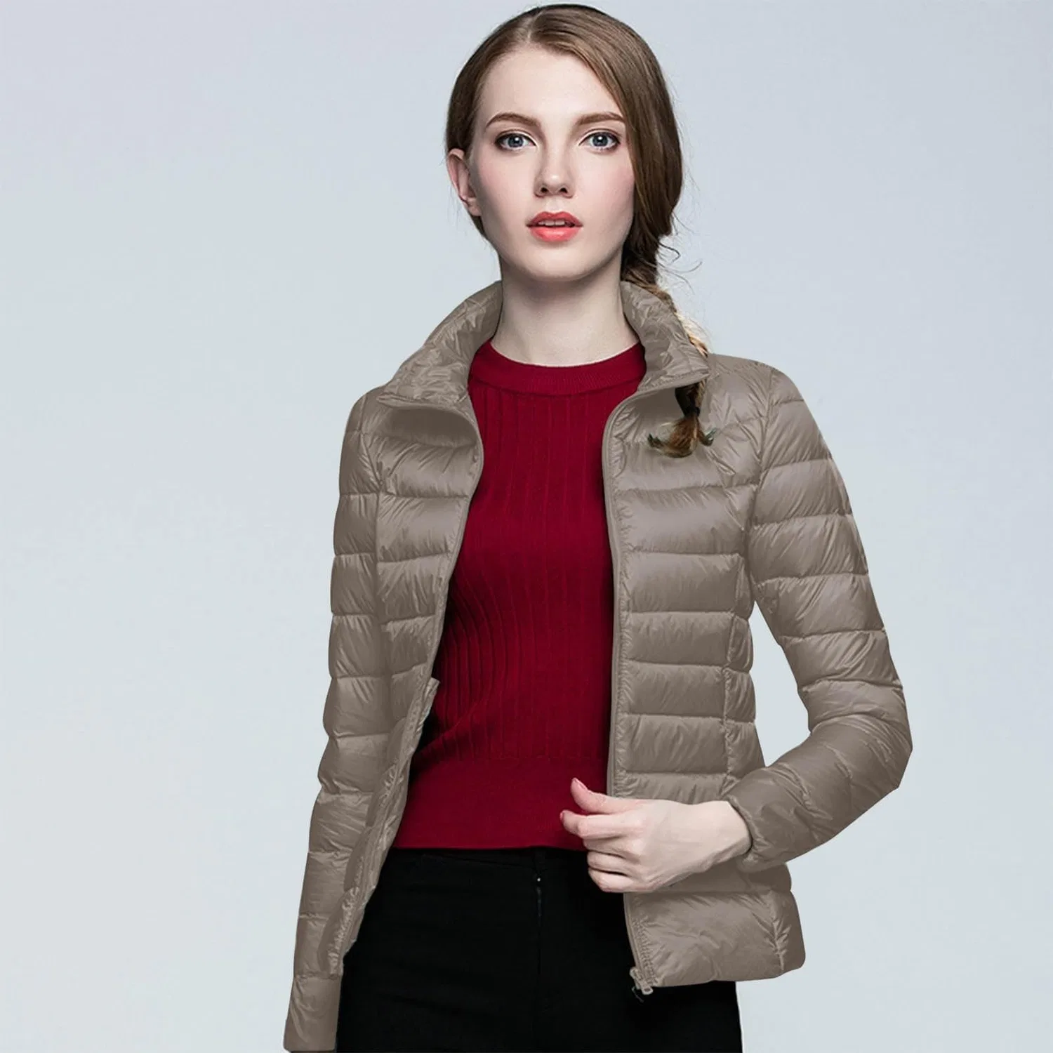 Женское стеганое пальто с принтом Lightweight Black Down Jacket, dark khaki — фото 4