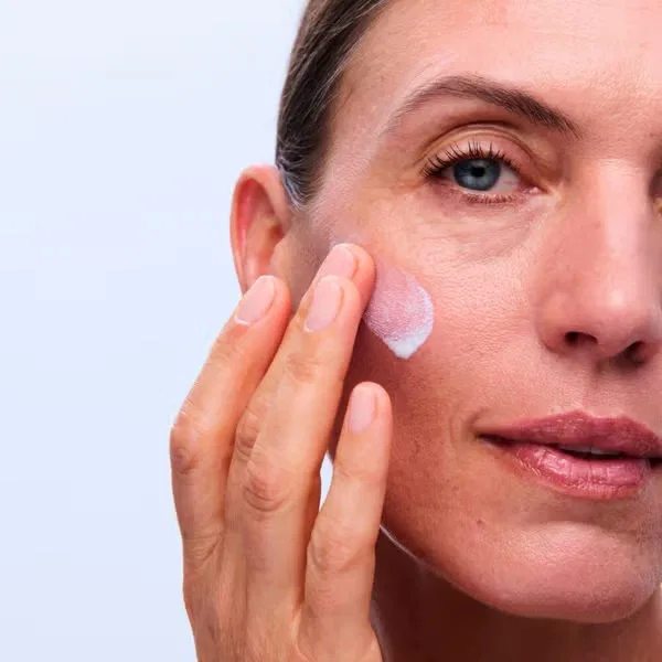 Солнцезащитный крем для лица SPF 50 UV Plus Multiprotección CLARINS, 30 мл — фото 3