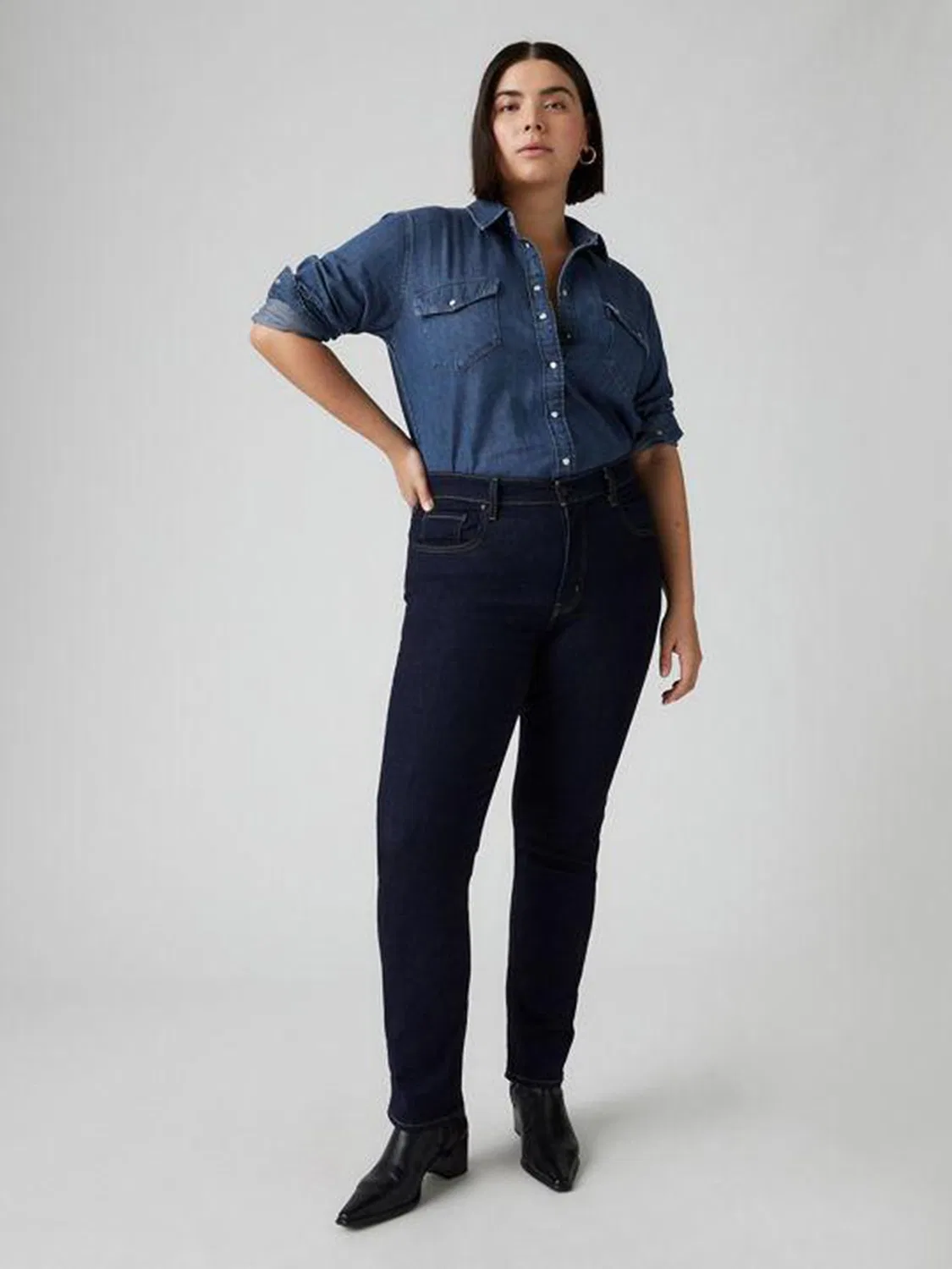 Джинсы высокие прямые Levi's, темно-синие